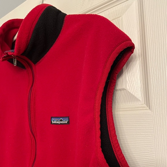 Vintage Patagonia Red Fleece Vest - Picture 3 of 14